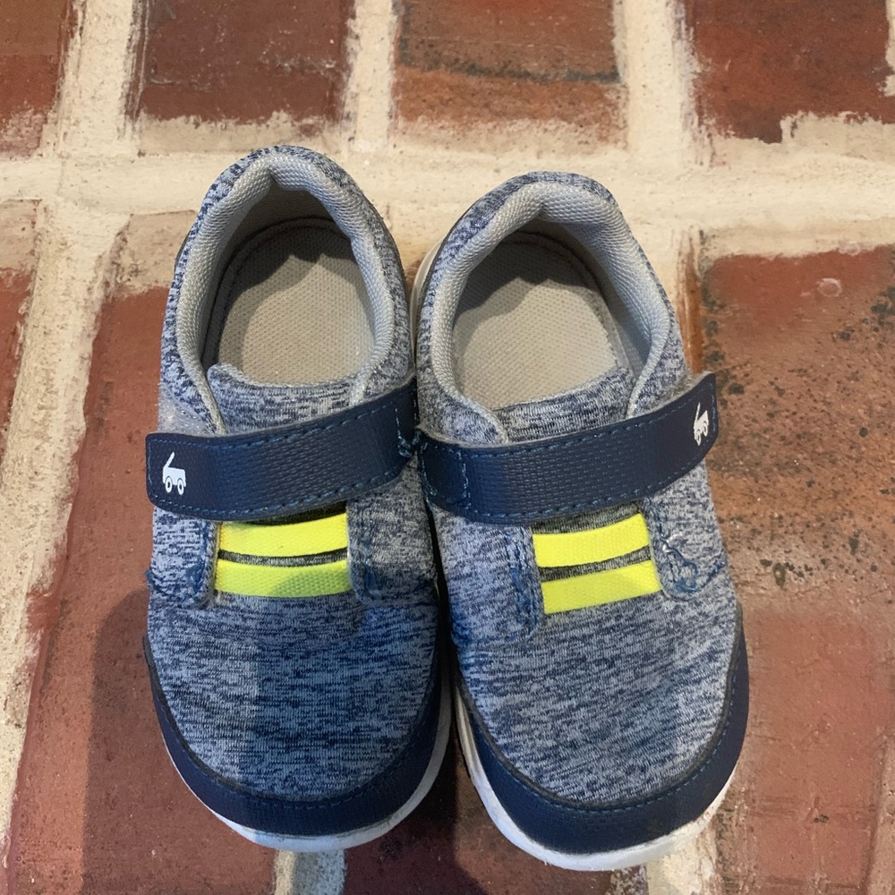 See Kai Run Washable Toddler Tennis Shoe size 7